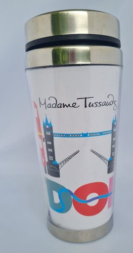 Madame tussauds becher - madame,